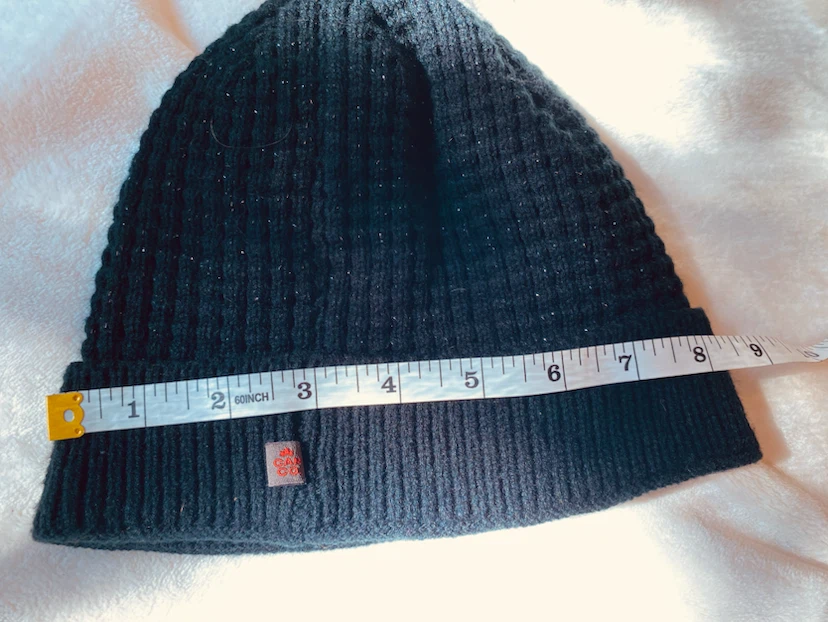 Black Beanie Hat - photo 2