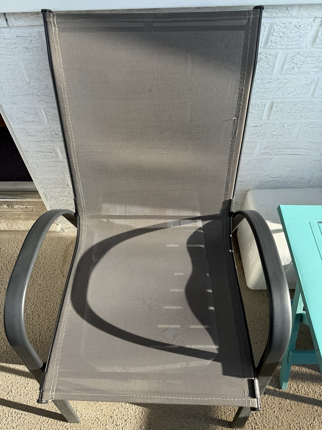 Modern Patio Set - 2 Chairs + Table - $40 - photo 4