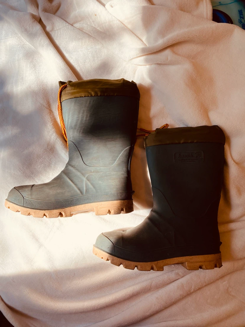 Kamik Rubber Boots with Drawstring Tops