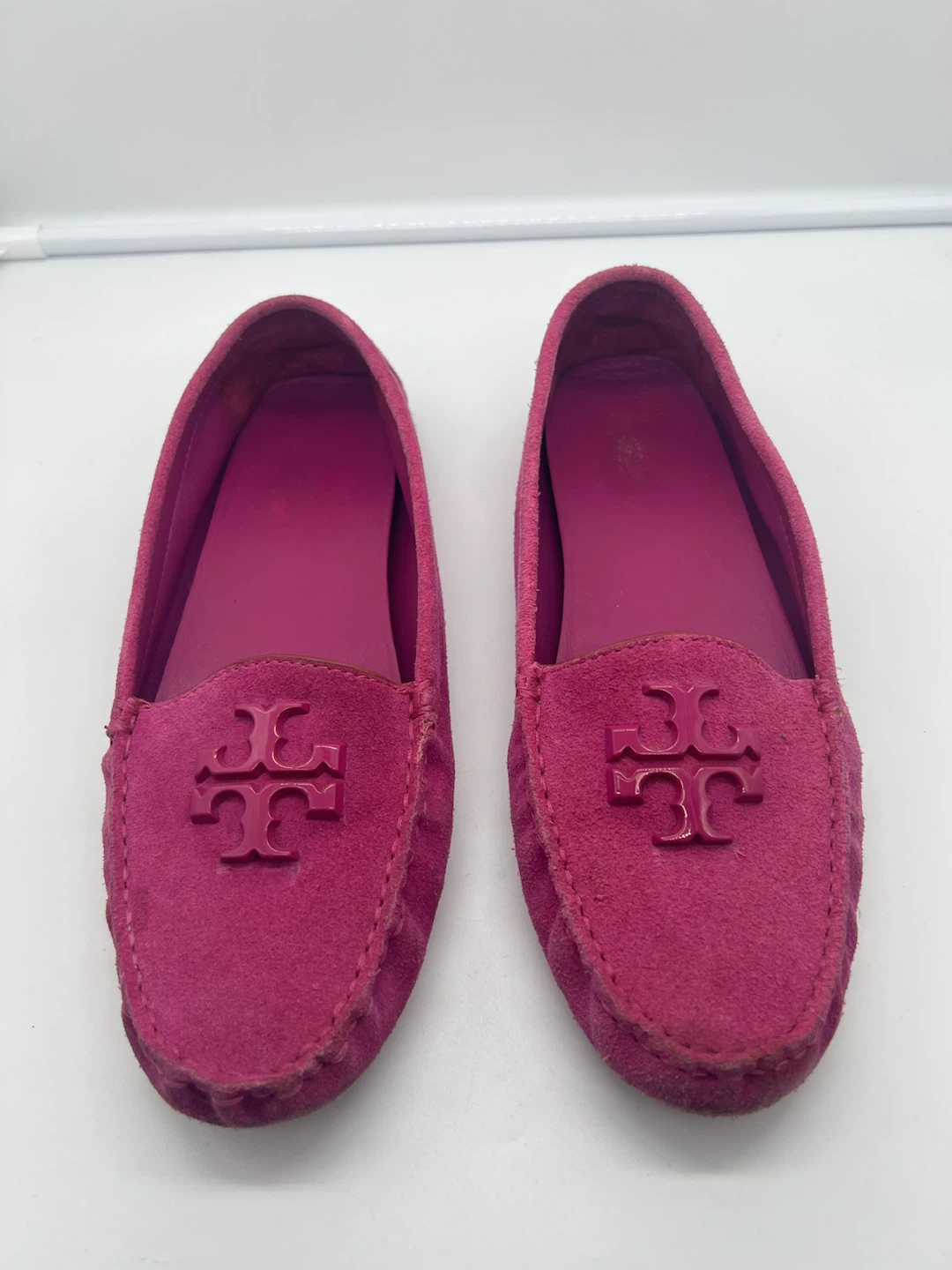 TORY BURCH Everly Dreamy Fuchsia Pink Suede Mocassin Loafers 9.5 - photo 3