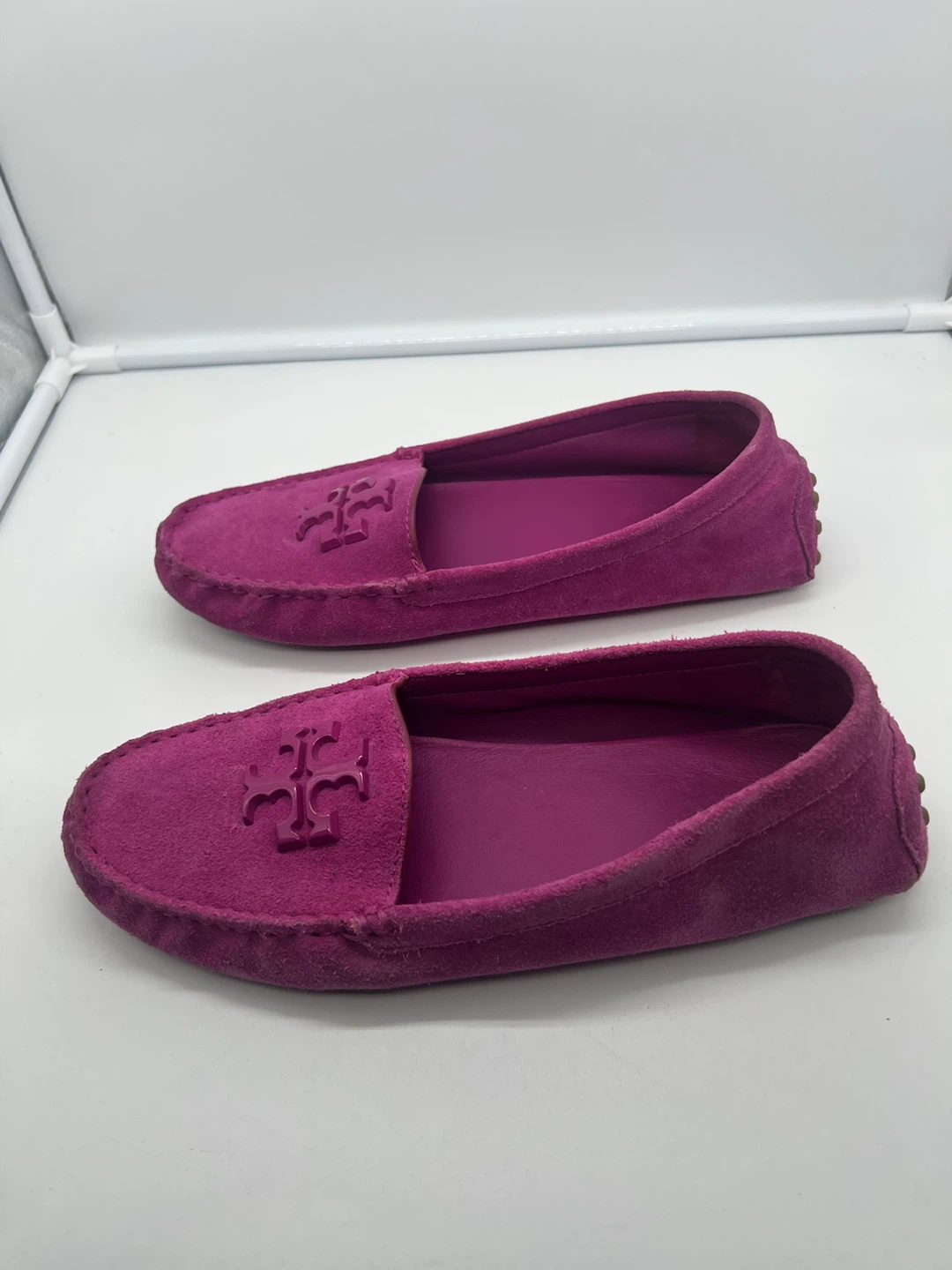 TORY BURCH Everly Dreamy Fuchsia Pink Suede Mocassin Loafers 9.5 - photo 5
