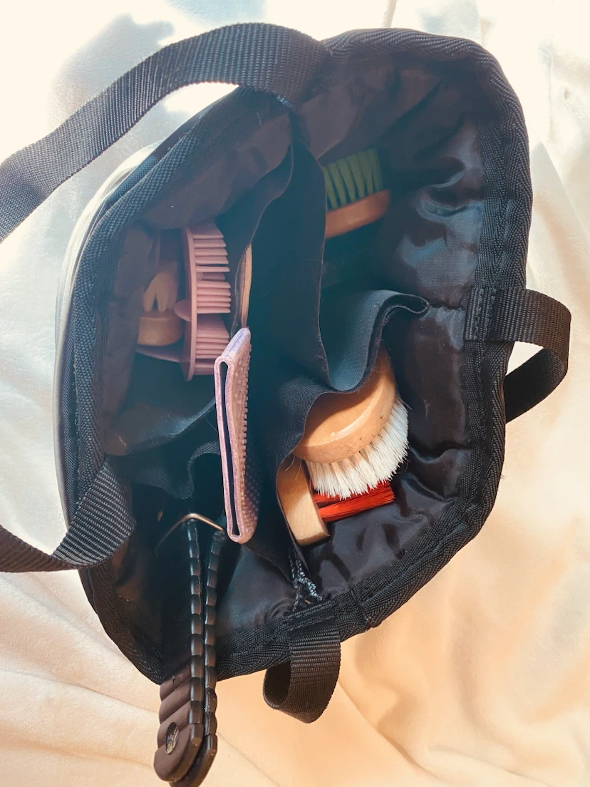 Horse Grooming Brush Set with Tote Bag - photo 5