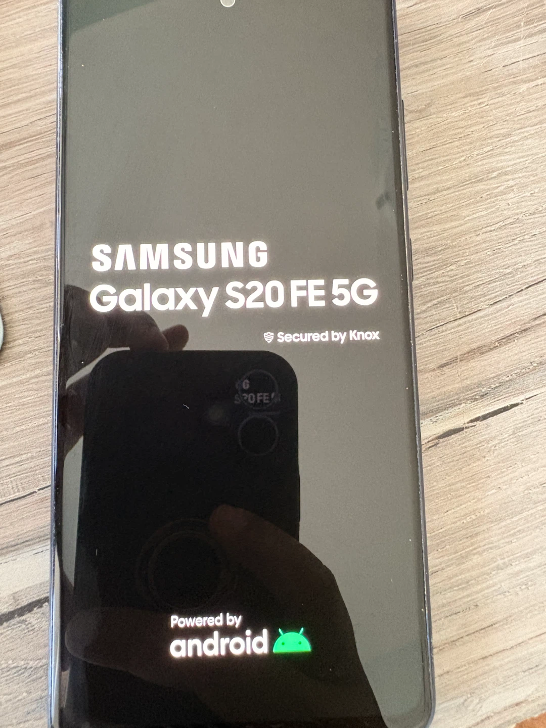 Samsung Galaxy S20 FE 5G Smartphone