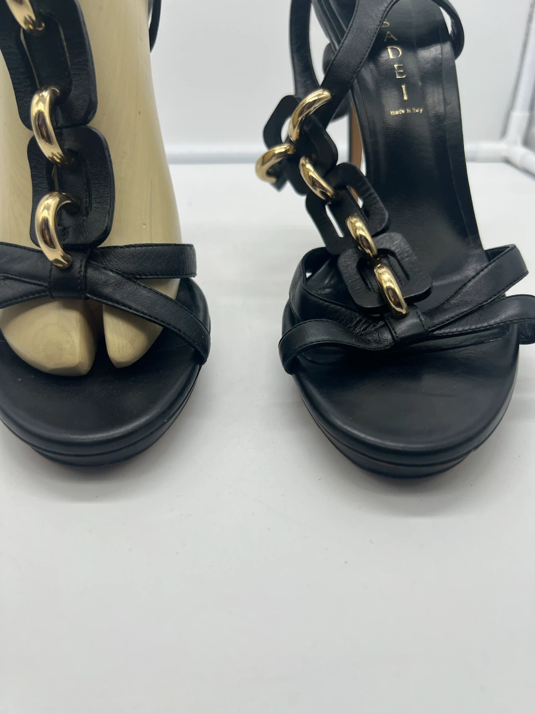 CASADEI Resort Collection T-Bar Black Leather Gold High Heels 11 - photo 5