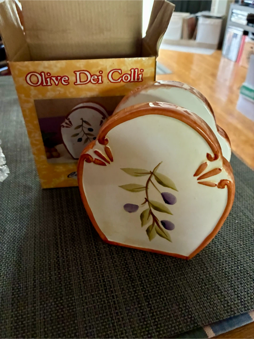 Olive Dei Colli Napkin Holder