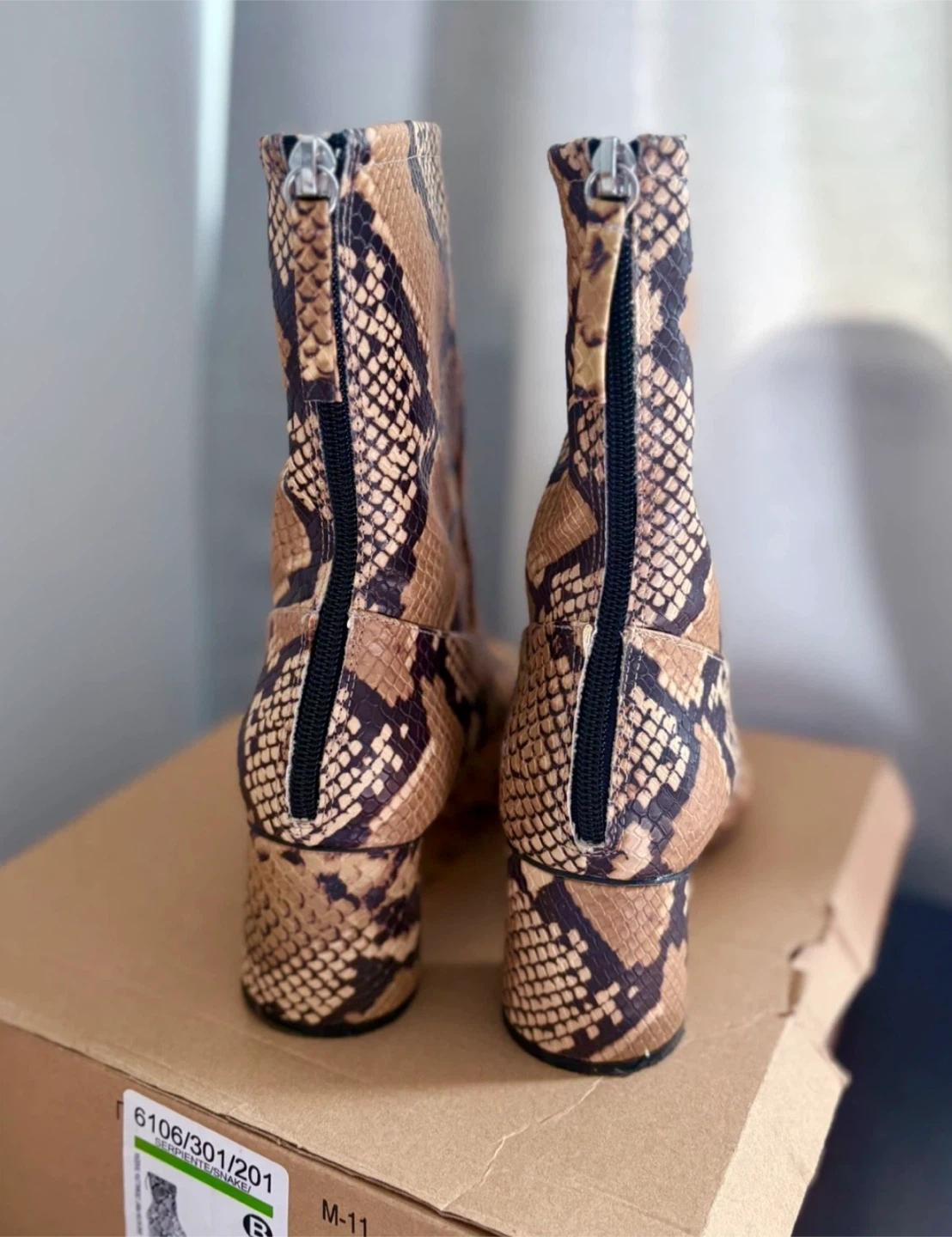 Zara snakeskin boots !! - photo 3