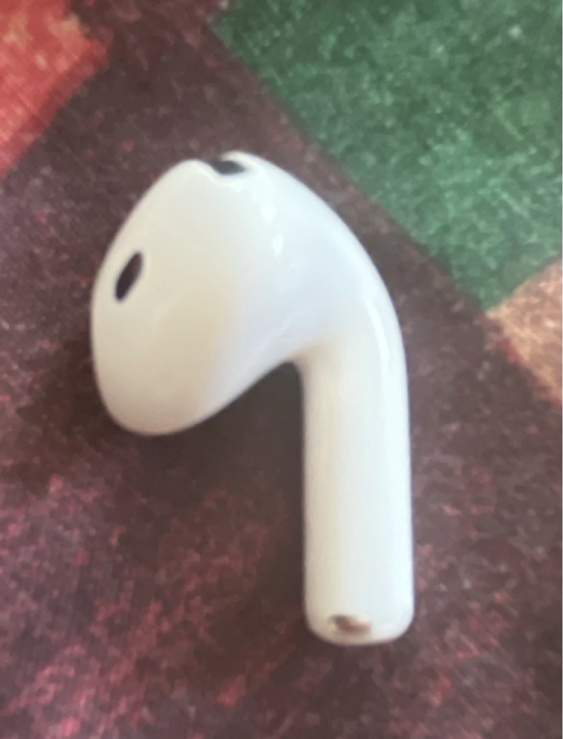 Apple AirPods 4 (Right Earbud)