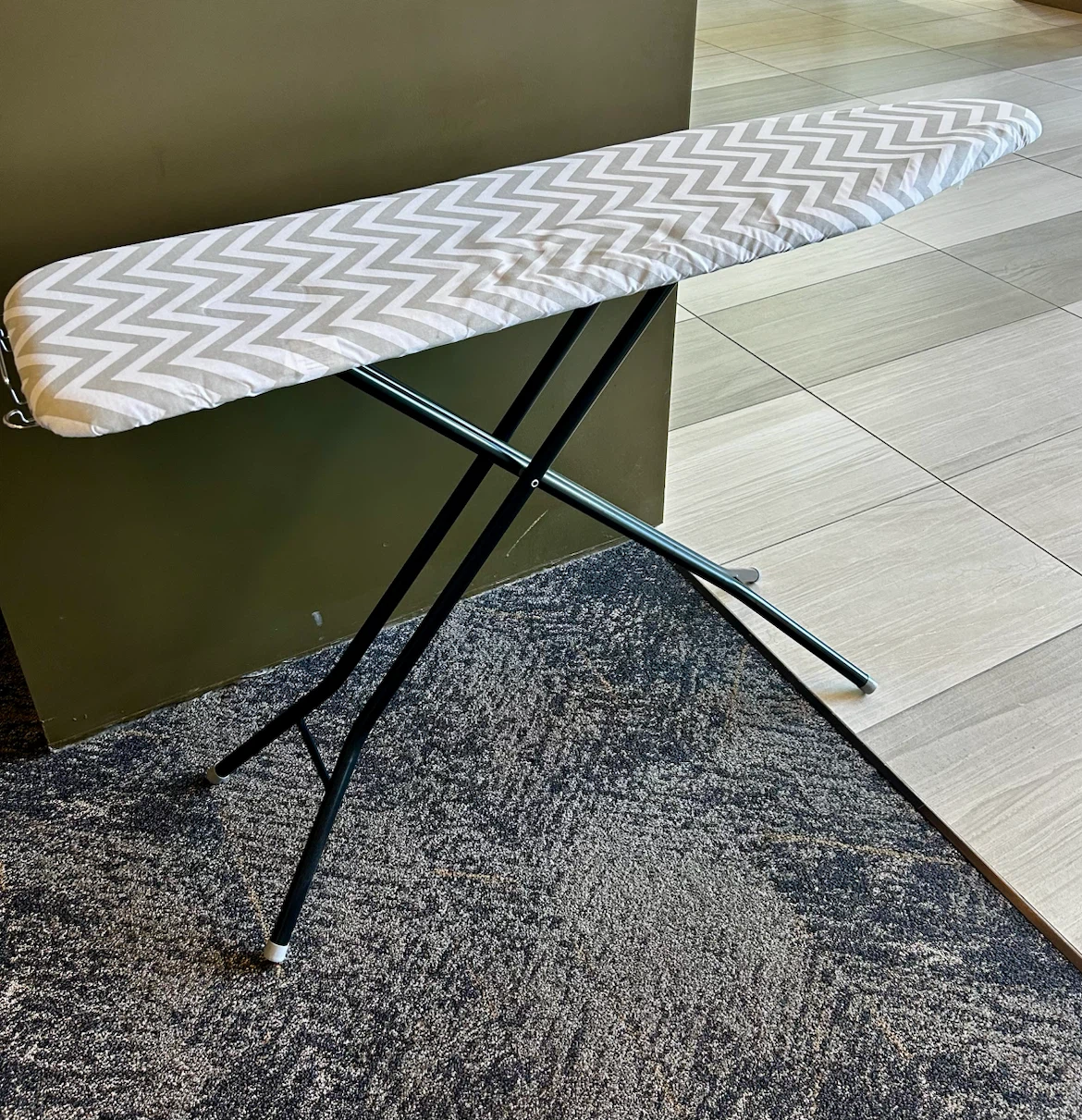 MOVING SALE Ironing Board - photo 3