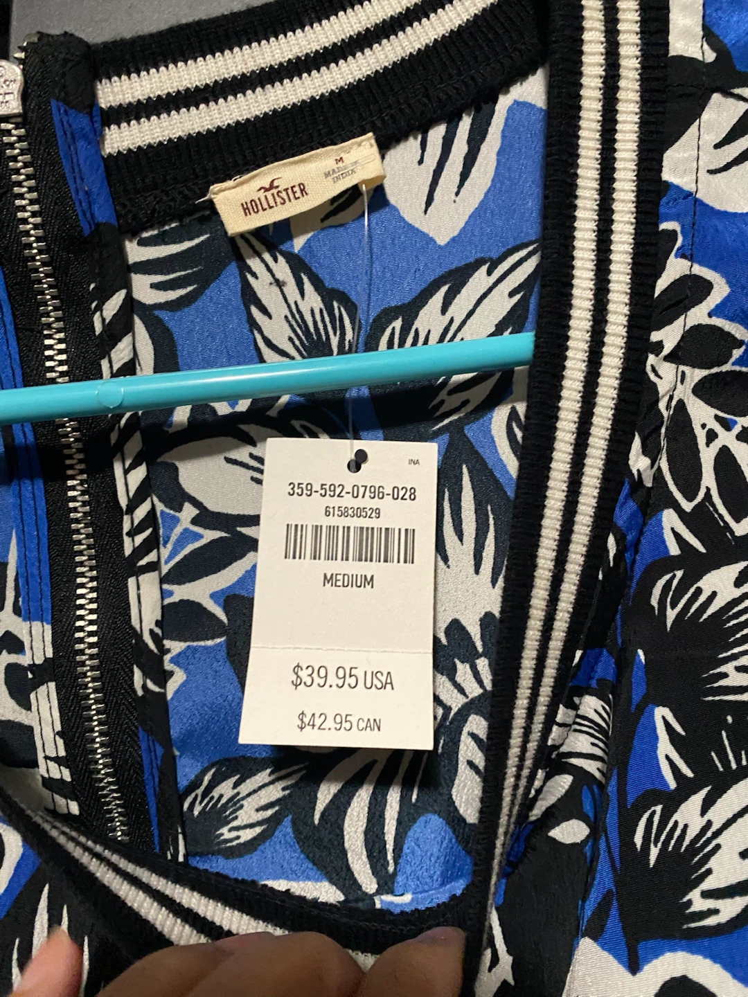Hollister Floral Dress - Medium - photo 4