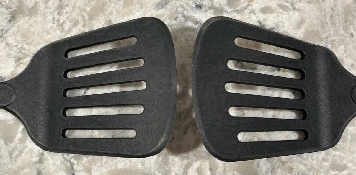 Two Black Slotted Spatulas - photo 3