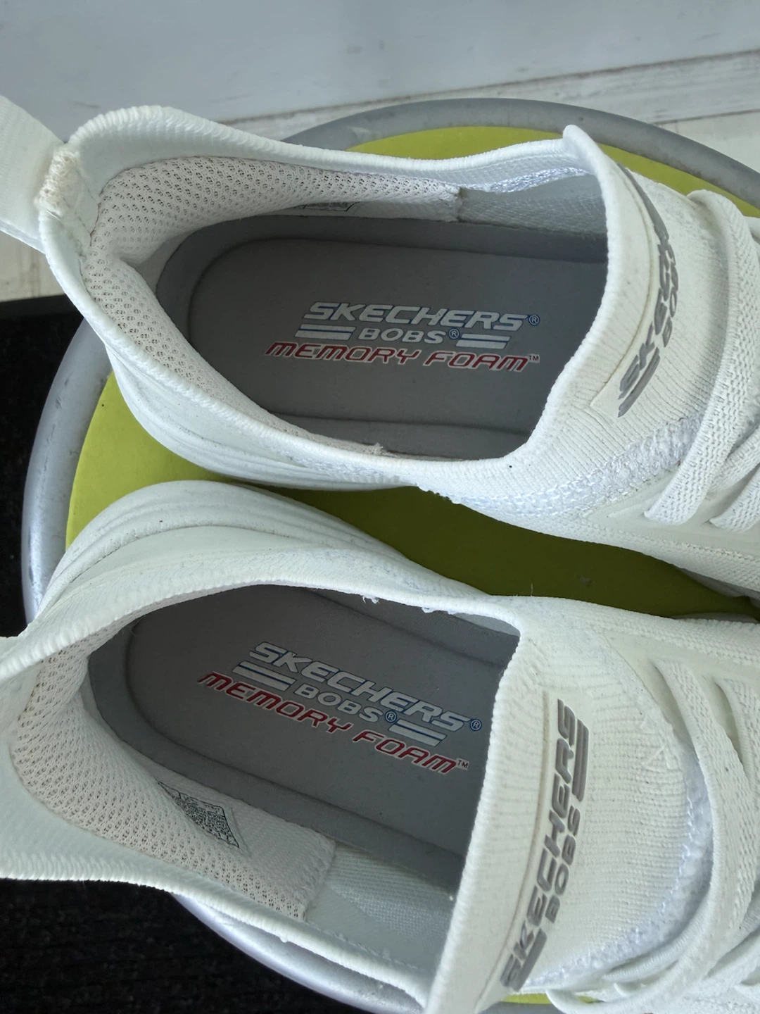 White Skechers Memory Foam Sneakers - photo 2