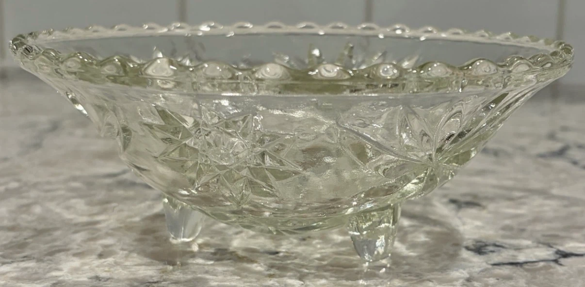 Footed Pressed Glass Bowl – Starburst Pattern Candy / Berry Dish - photo 2