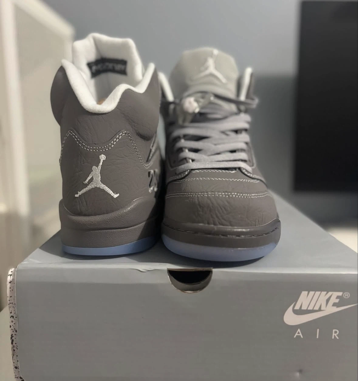 Jordan 5 Wolf Grey BNIB (2026 Release) - photo 2