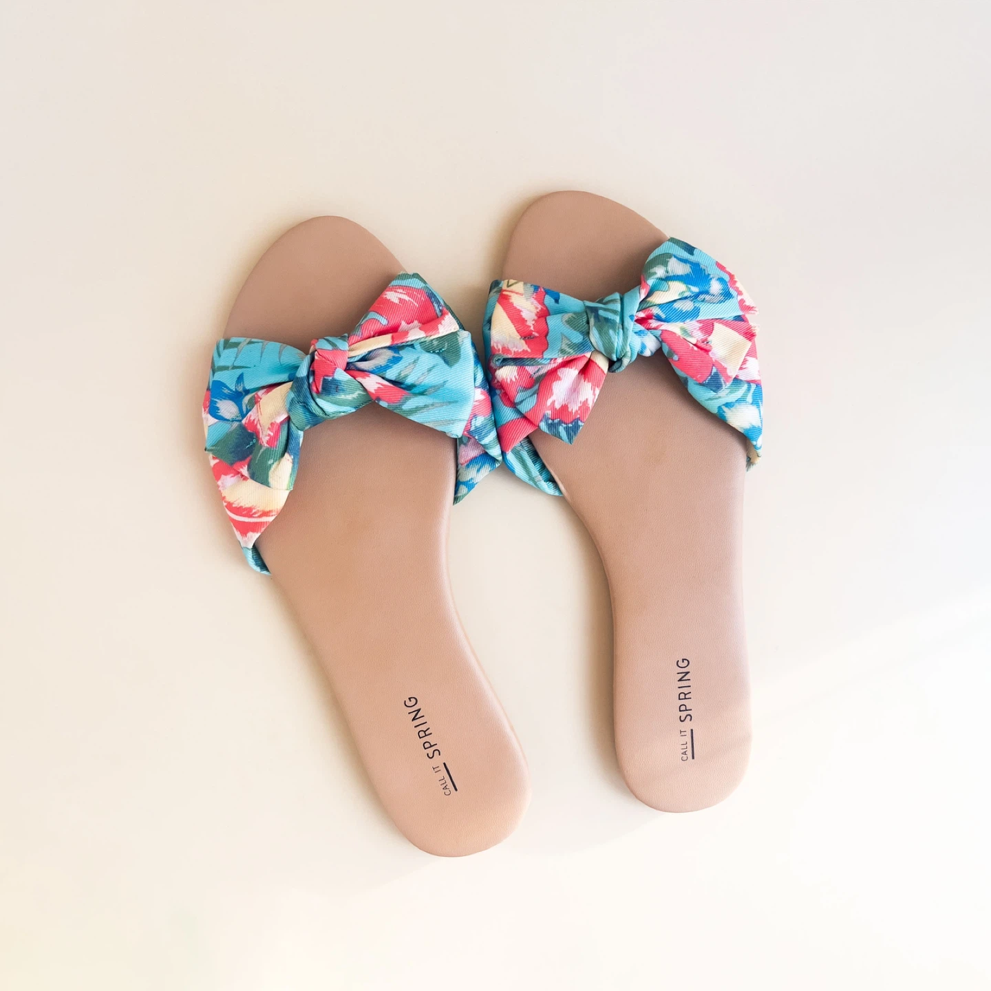 Stylist Closet Sale ✨Colourful Flat Bow Tie Slides - photo 4