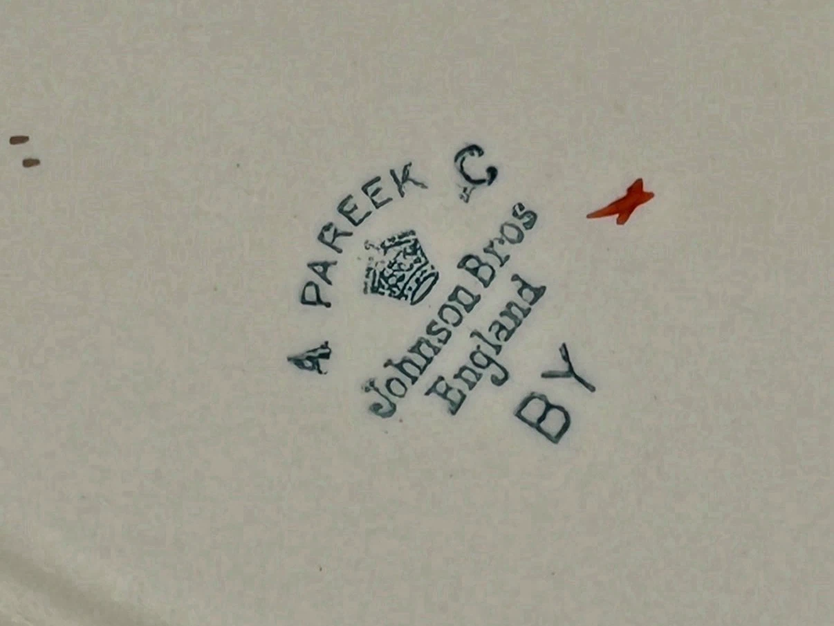 Pareek C Johnson Bros England Oval Serving Bowl - photo 4