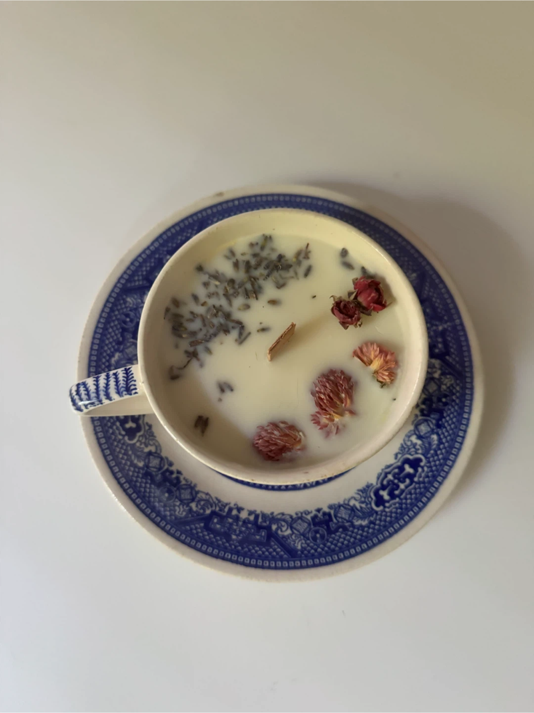 Hand-poured Lavender & Rose Scented Teacup Candle