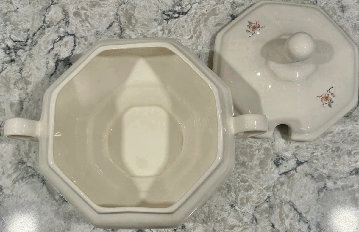 Vintage Lidded Soup Tureen with Floral Design - photo 3