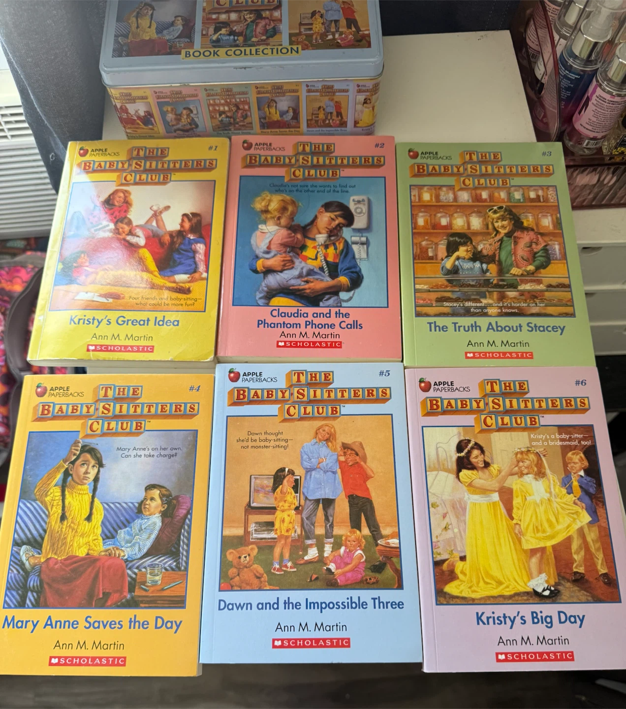 Vintage The Baby-Sitters Club Book Collection Tin - photo 3