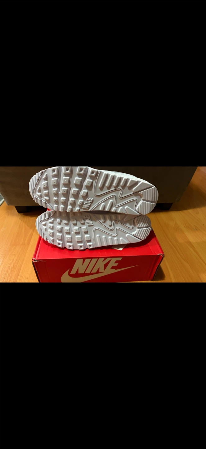 Nike Air Max 90 White Sneakers - photo 3