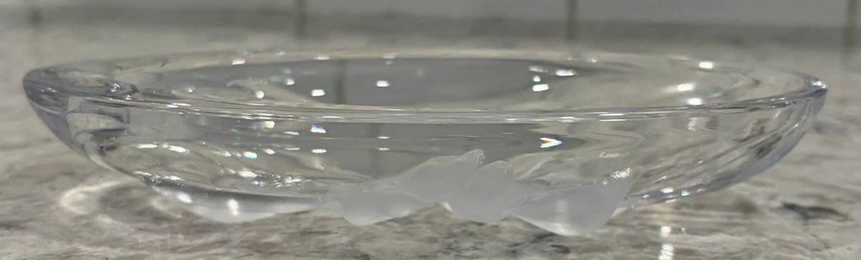 Vintage Frosted Floral Glass Serving Dish Trinket Candy Bowl - photo 3