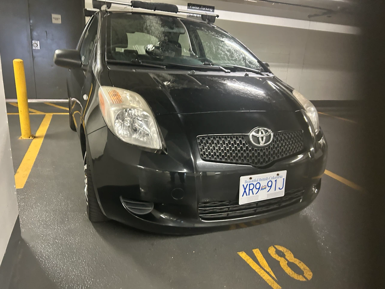 Black Toyota Yaris Hatchback 2007 - photo 4
