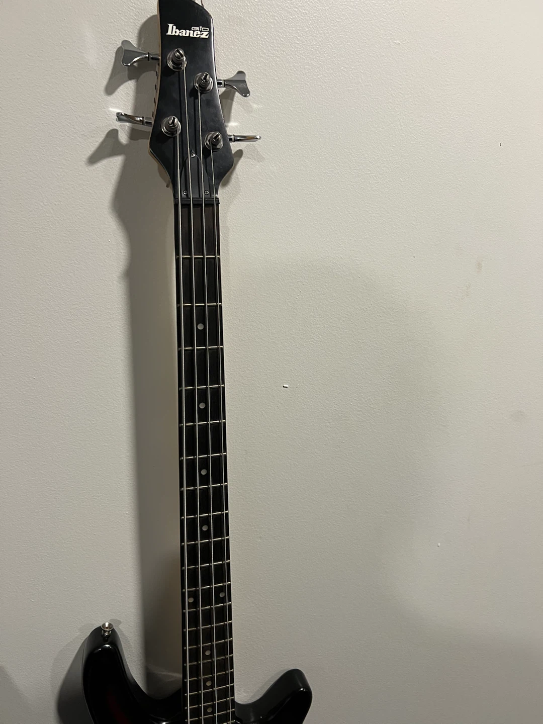 Ibanez Bass Guitar - photo 2