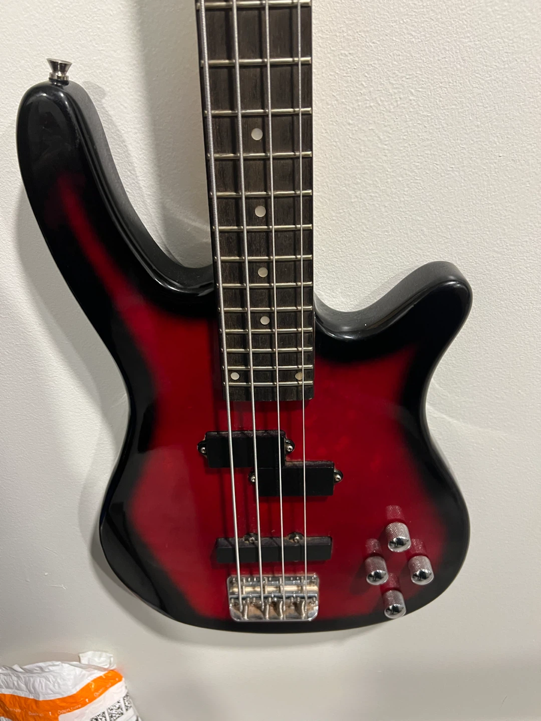 Ibanez Bass Guitar - photo 3