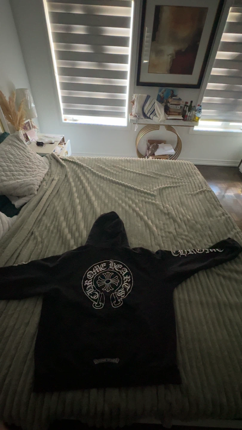 Chrome Hearts Hoodie - photo 2