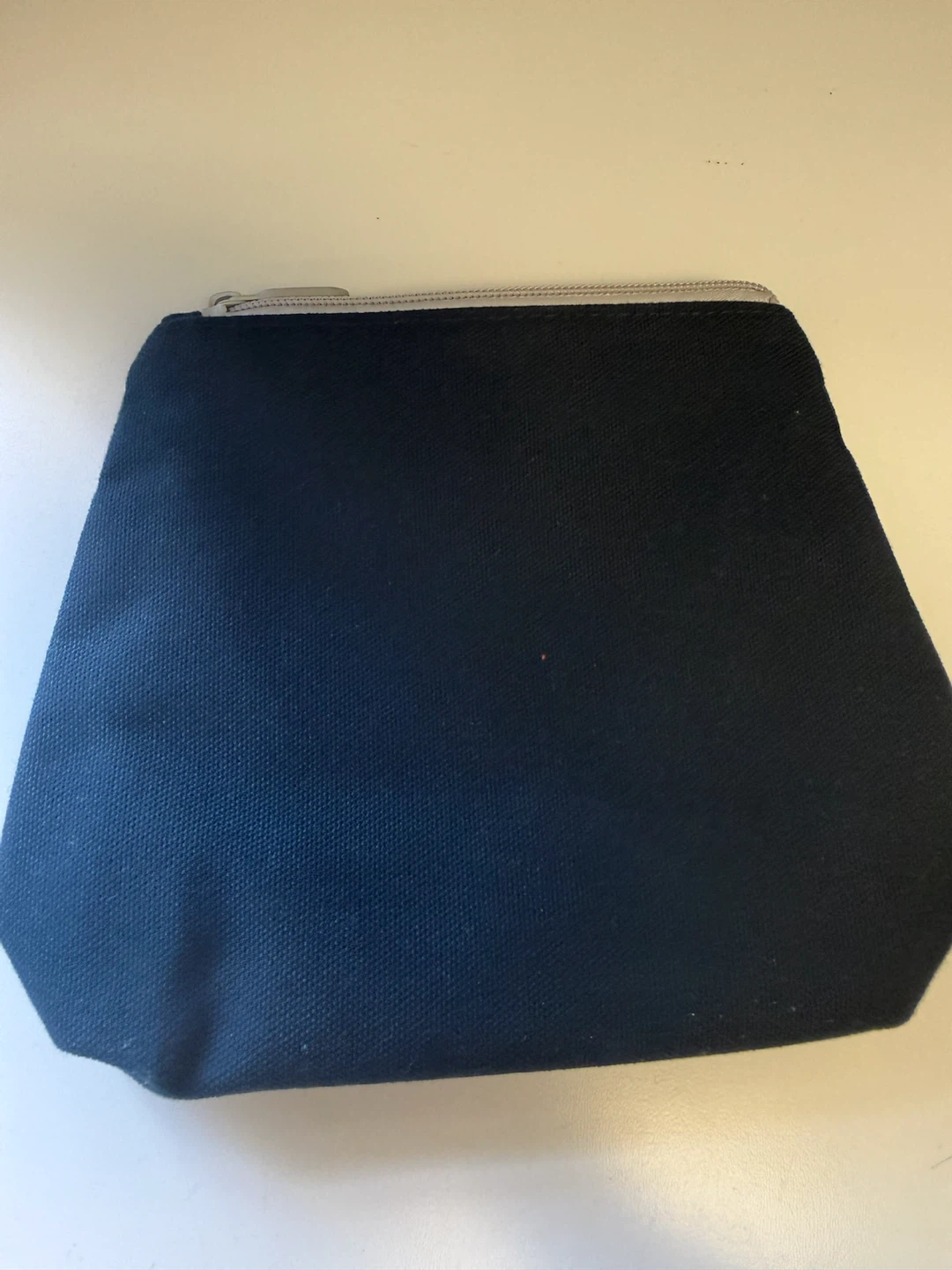 Lululemon x Saje Pouch - photo 2