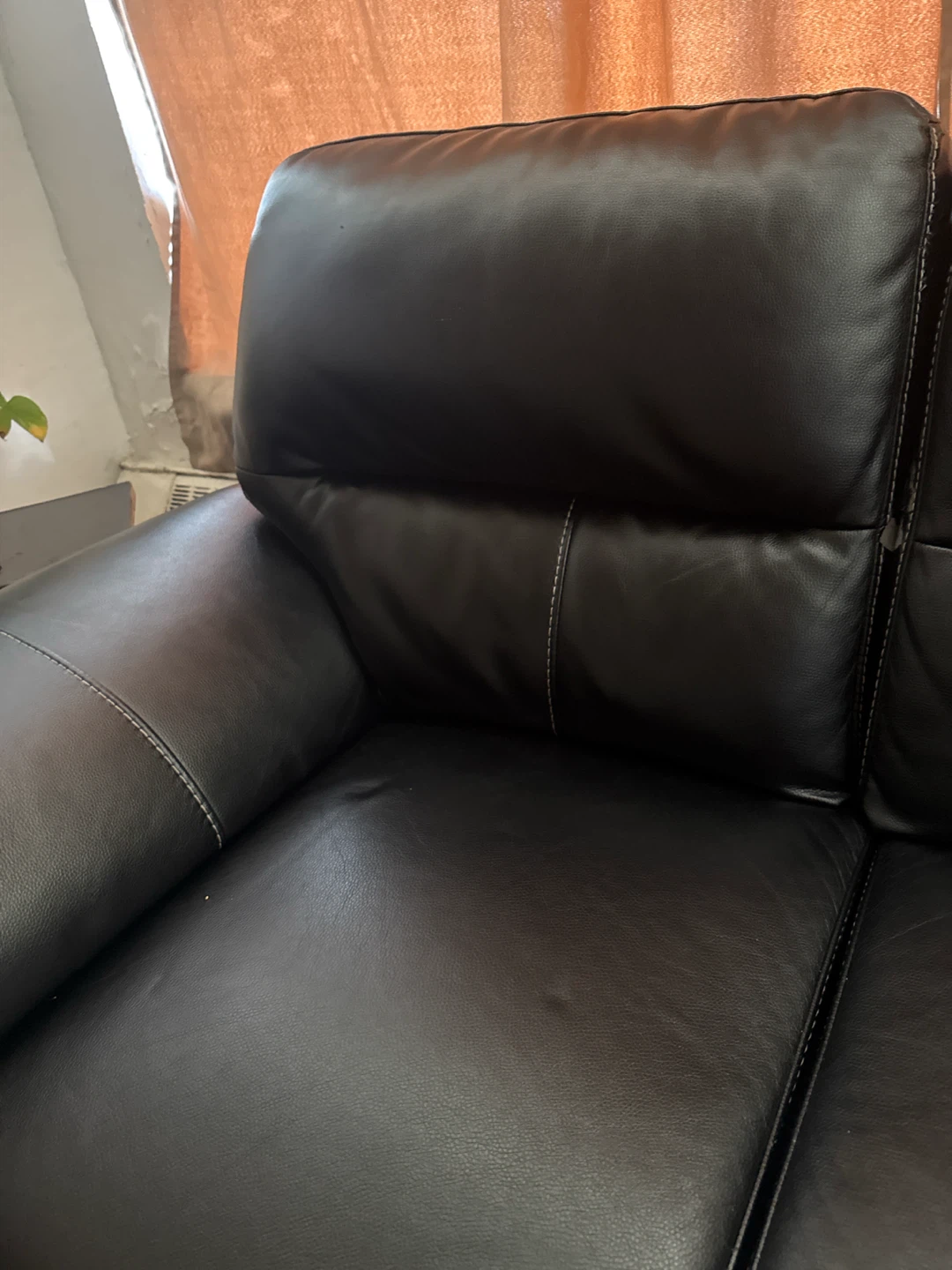 Black Leather Loveseat - photo 3