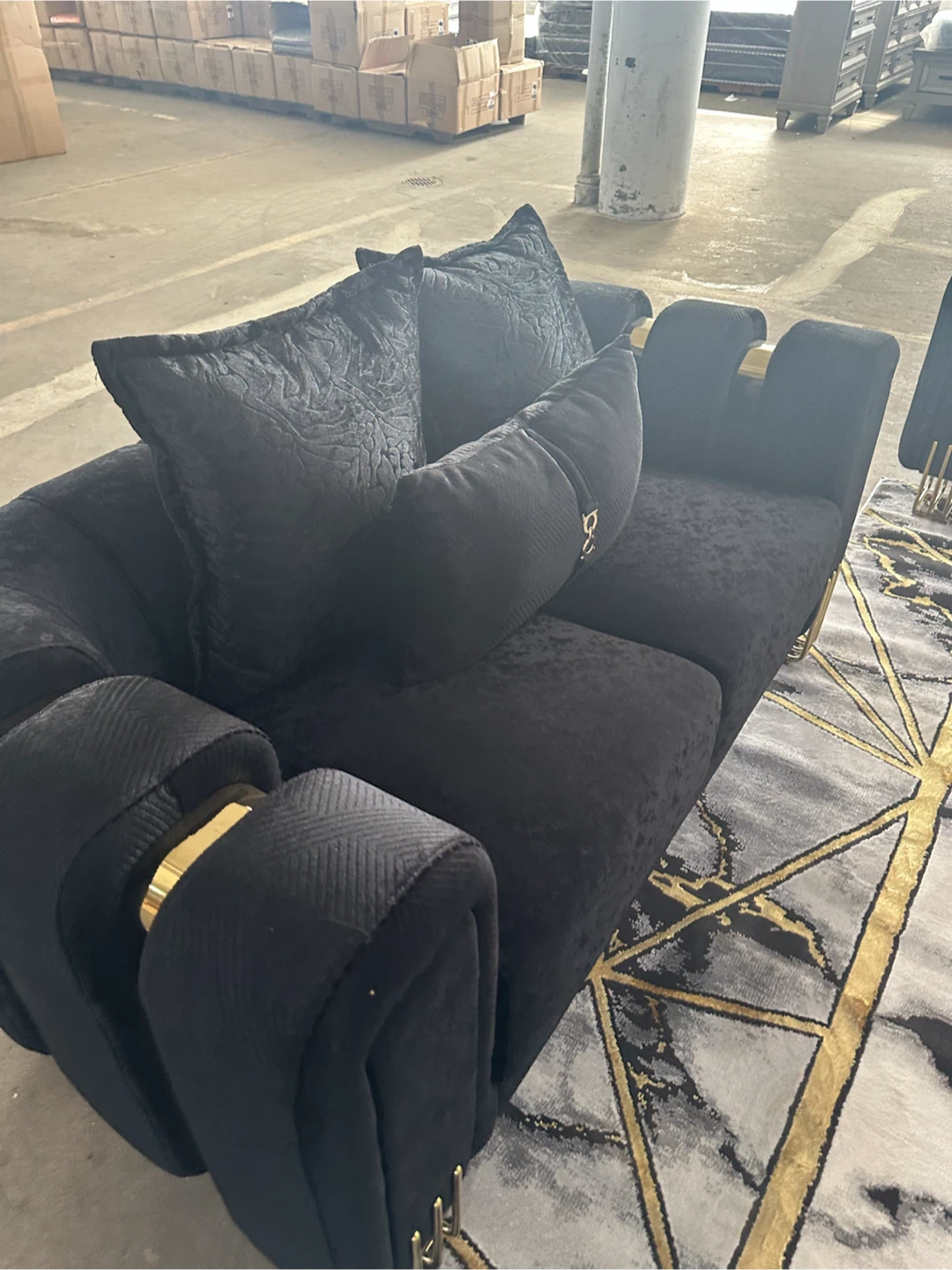 Black Velvet Accent Chair with Gold Accents - photo 4