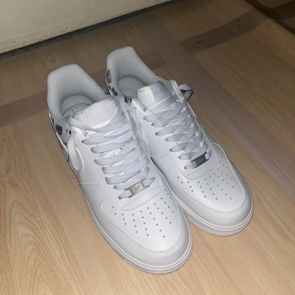 Nike Air Force 1 Low White Graphic Sneakers - photo 2