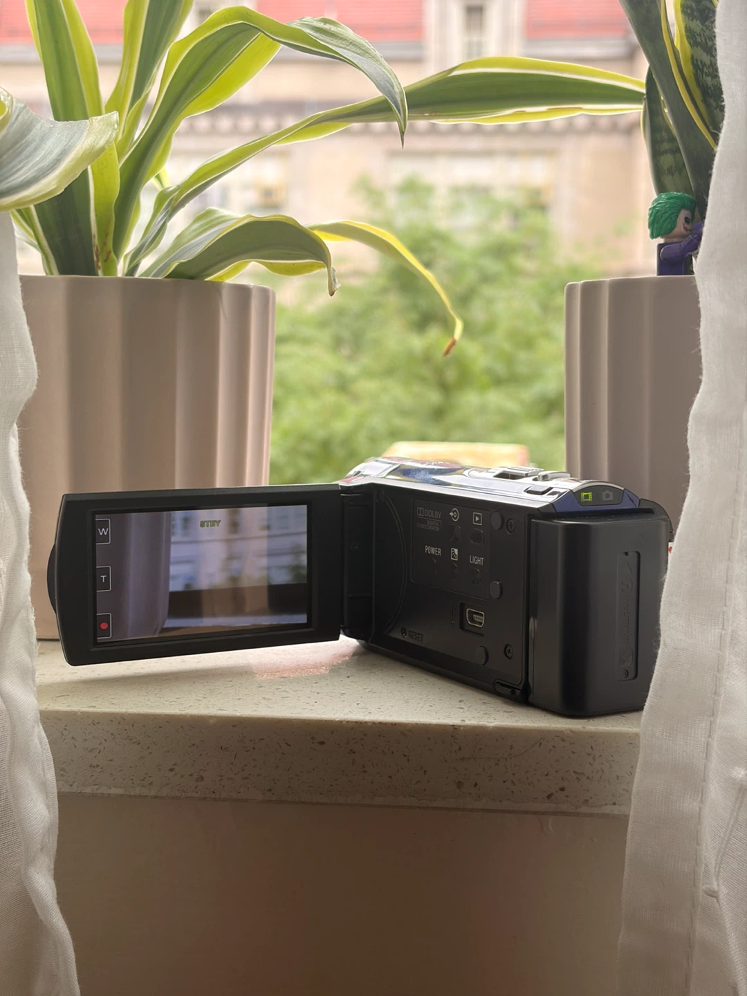 Sony Handycam DCR-SX44 Camcorder - photo 3
