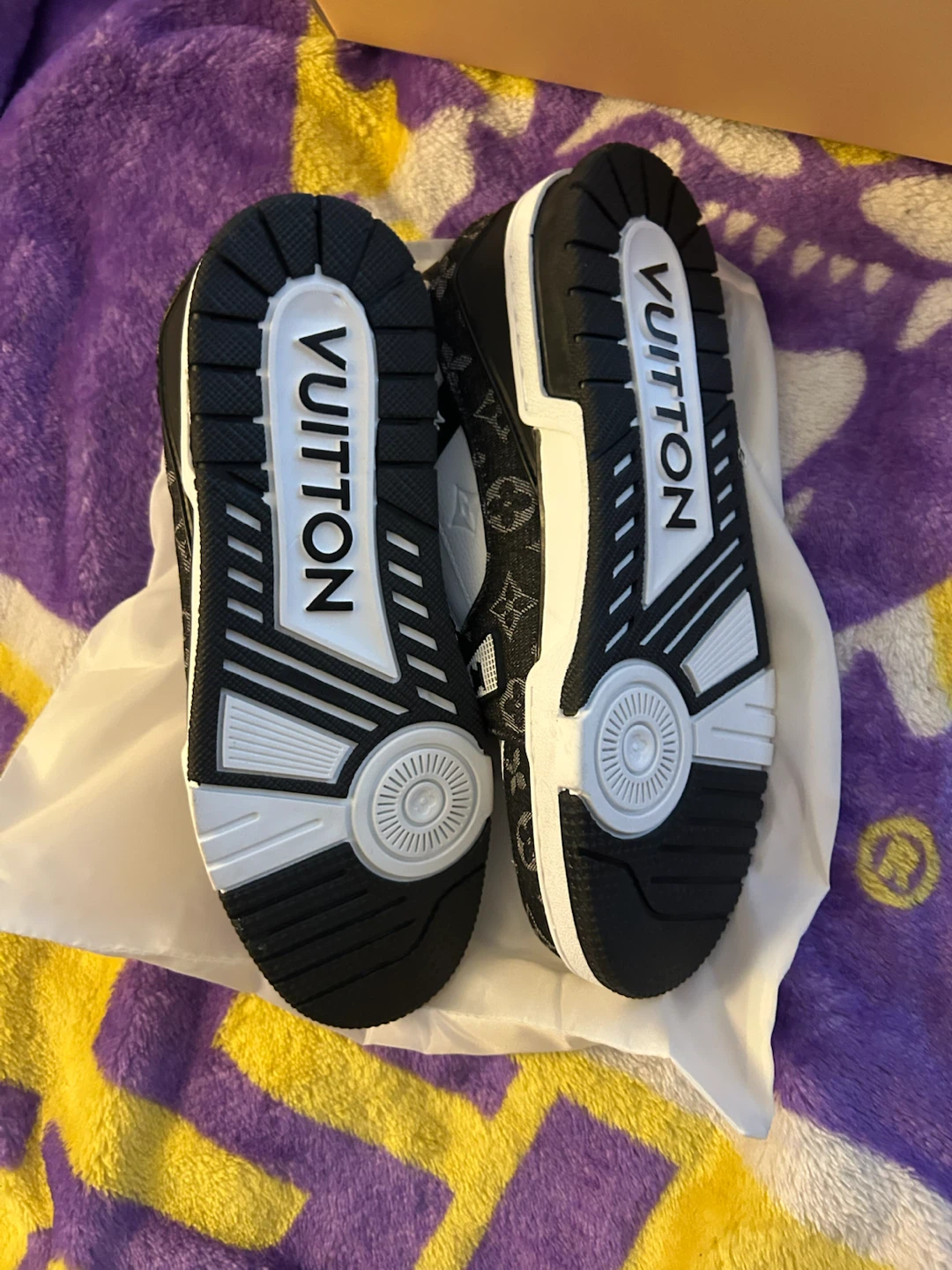 Louis Vuitton LV Arch Light Sneakers - photo 4