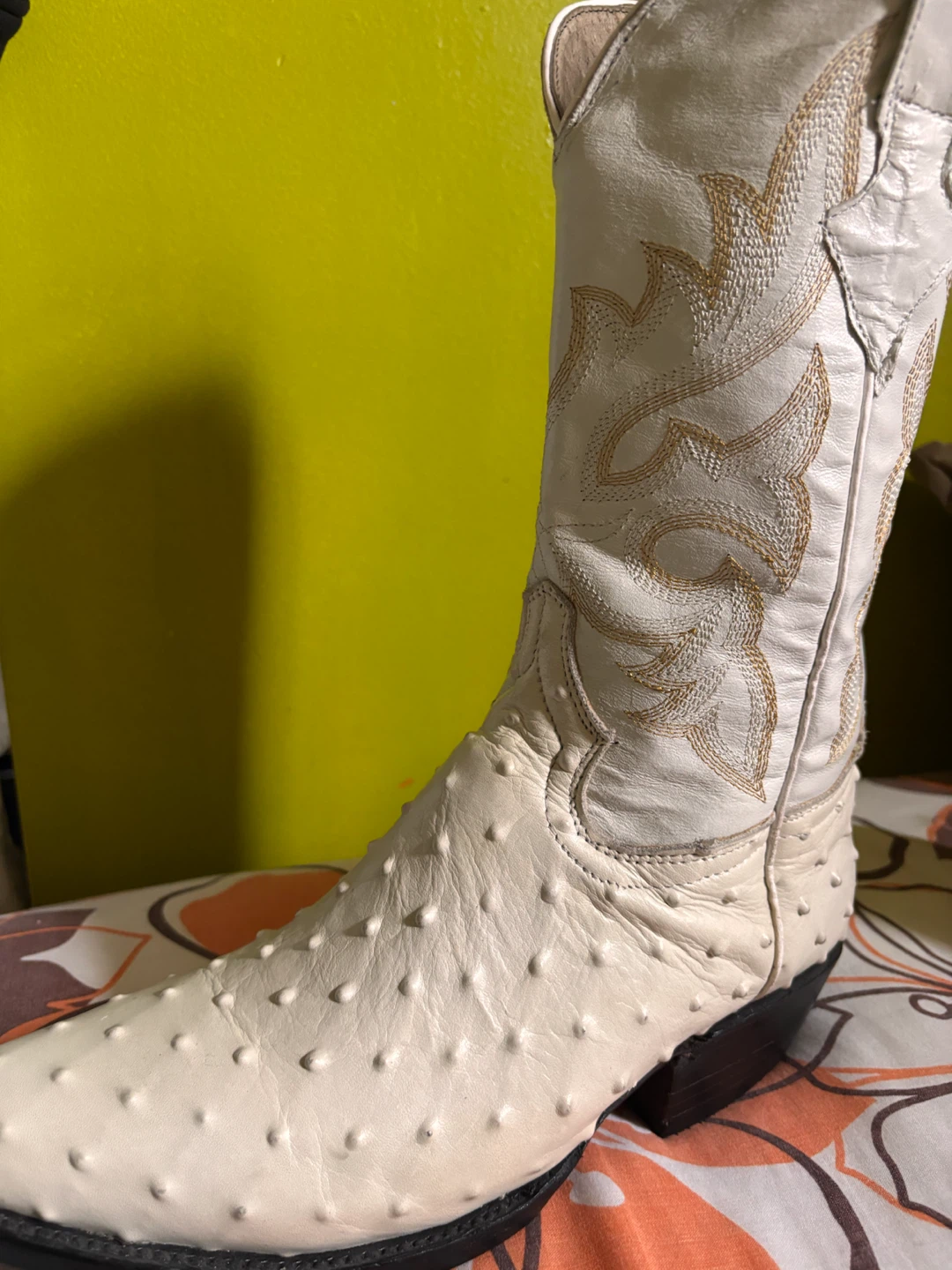 White Ostrich Cowboy Boots - Size 7 USA