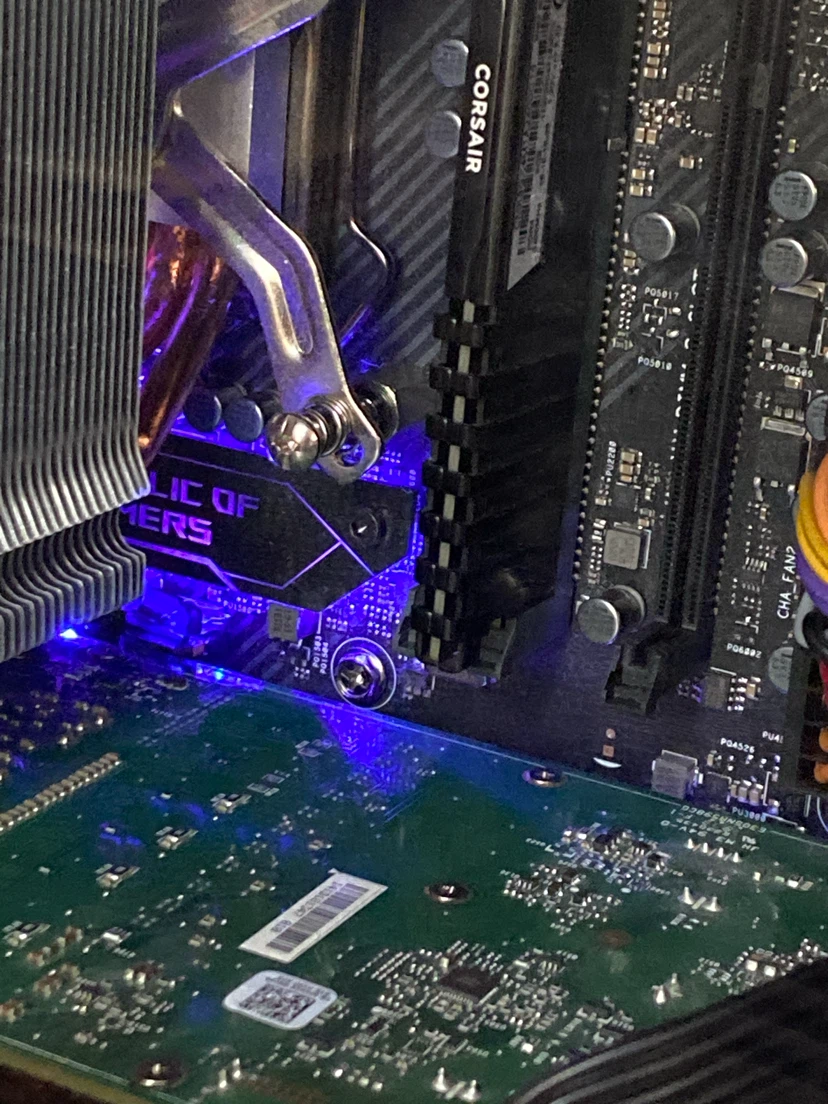Custom Gaming PC  setup - Intel i7-7700K + 32” monitor + - photo 3