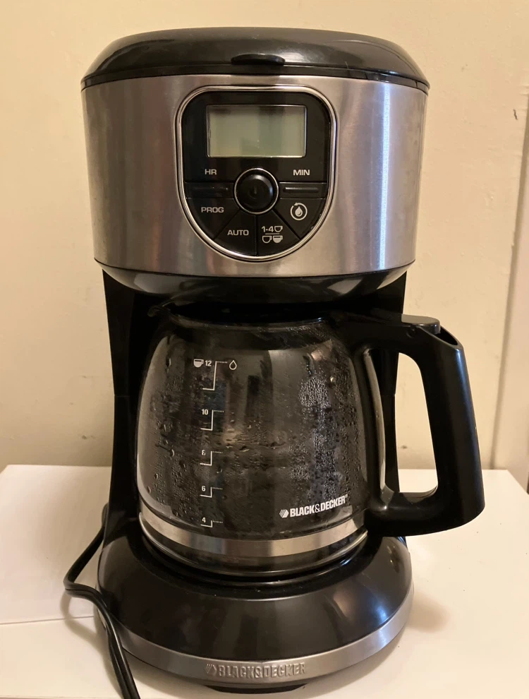 Black & Decker 12-Cup Coffee Maker