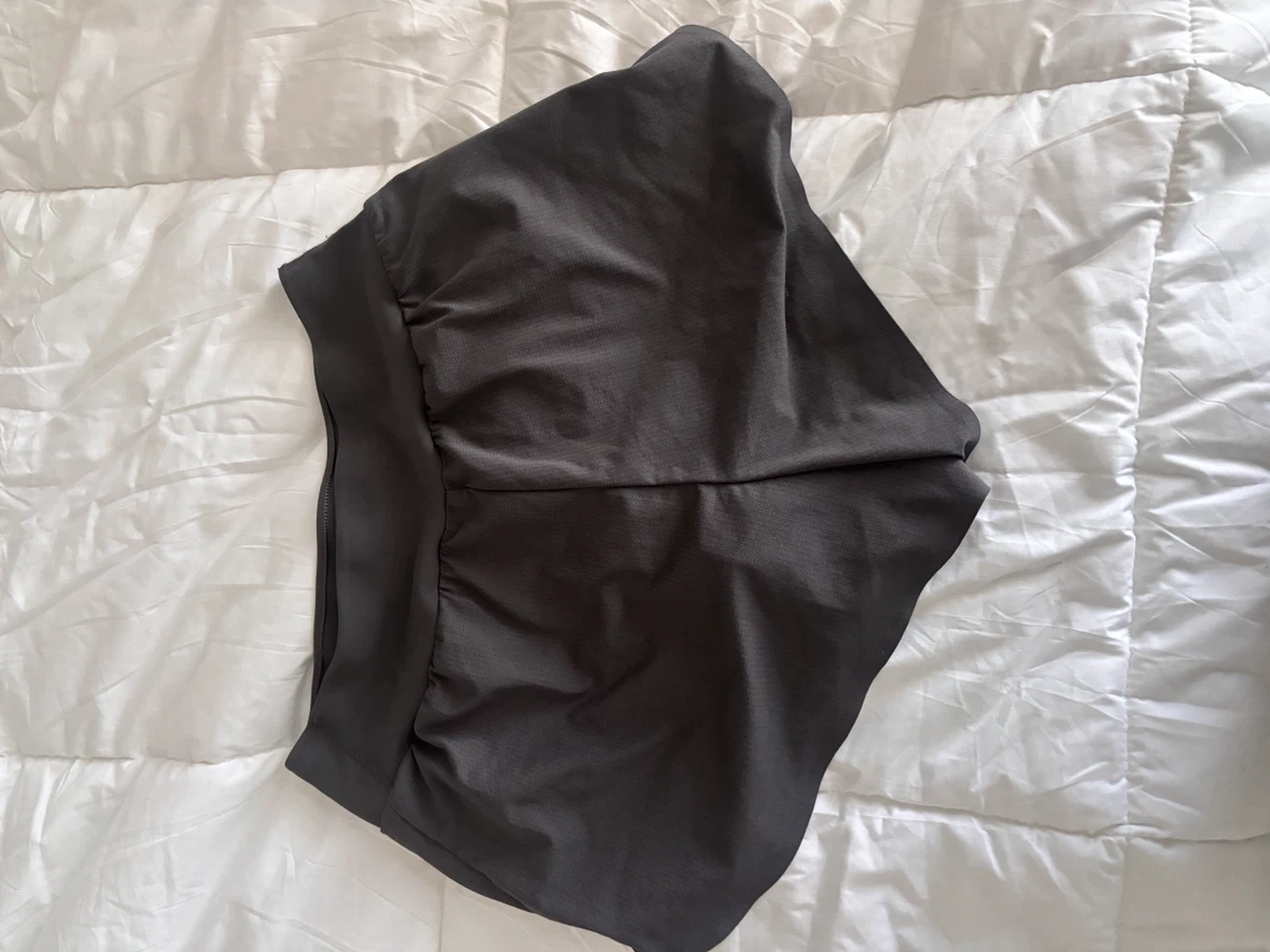 UNIQLO Women's Dry Stretch Shorts - photo 2