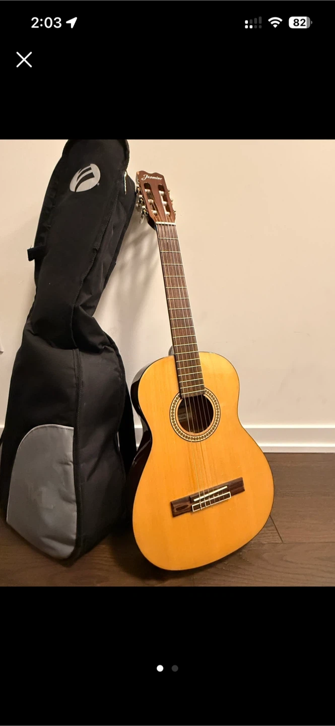 Jasmine Acoustic Guitar with Gig Bag