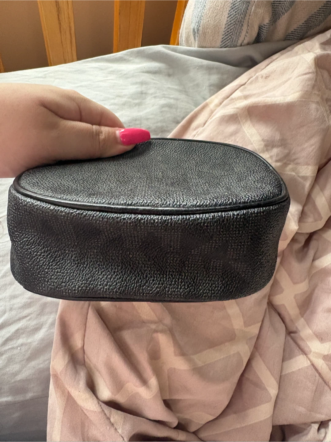 MK Small makeup bag - photo 3