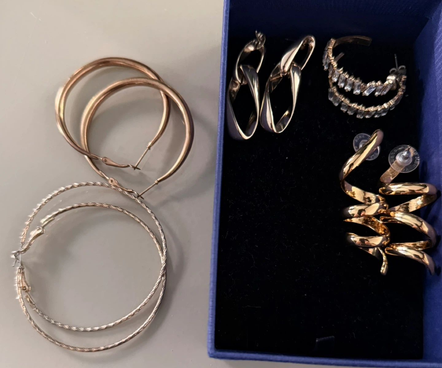 Assorted Hoop and Dangle Earrings Set - photo 4