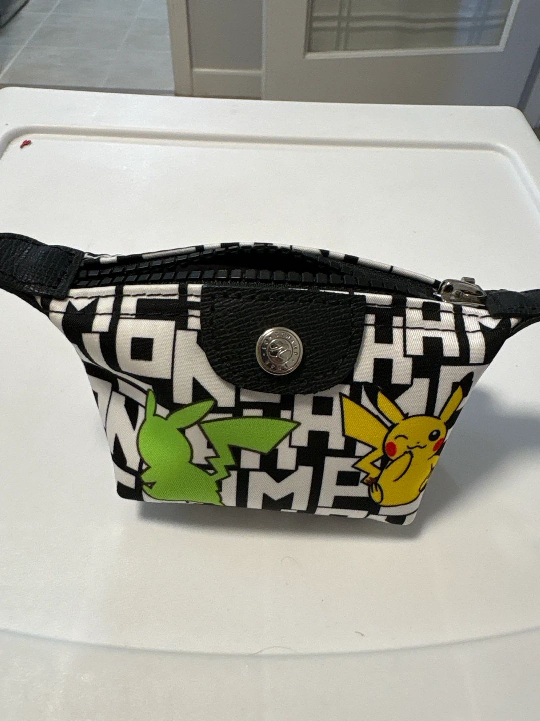 Longchamp Pokémon Pikachu Pouch