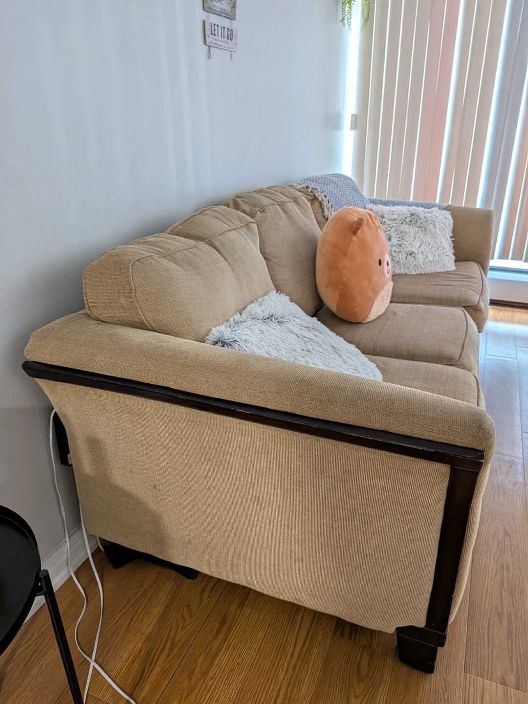 Sofa- 5 Seater- FREE! - photo 2