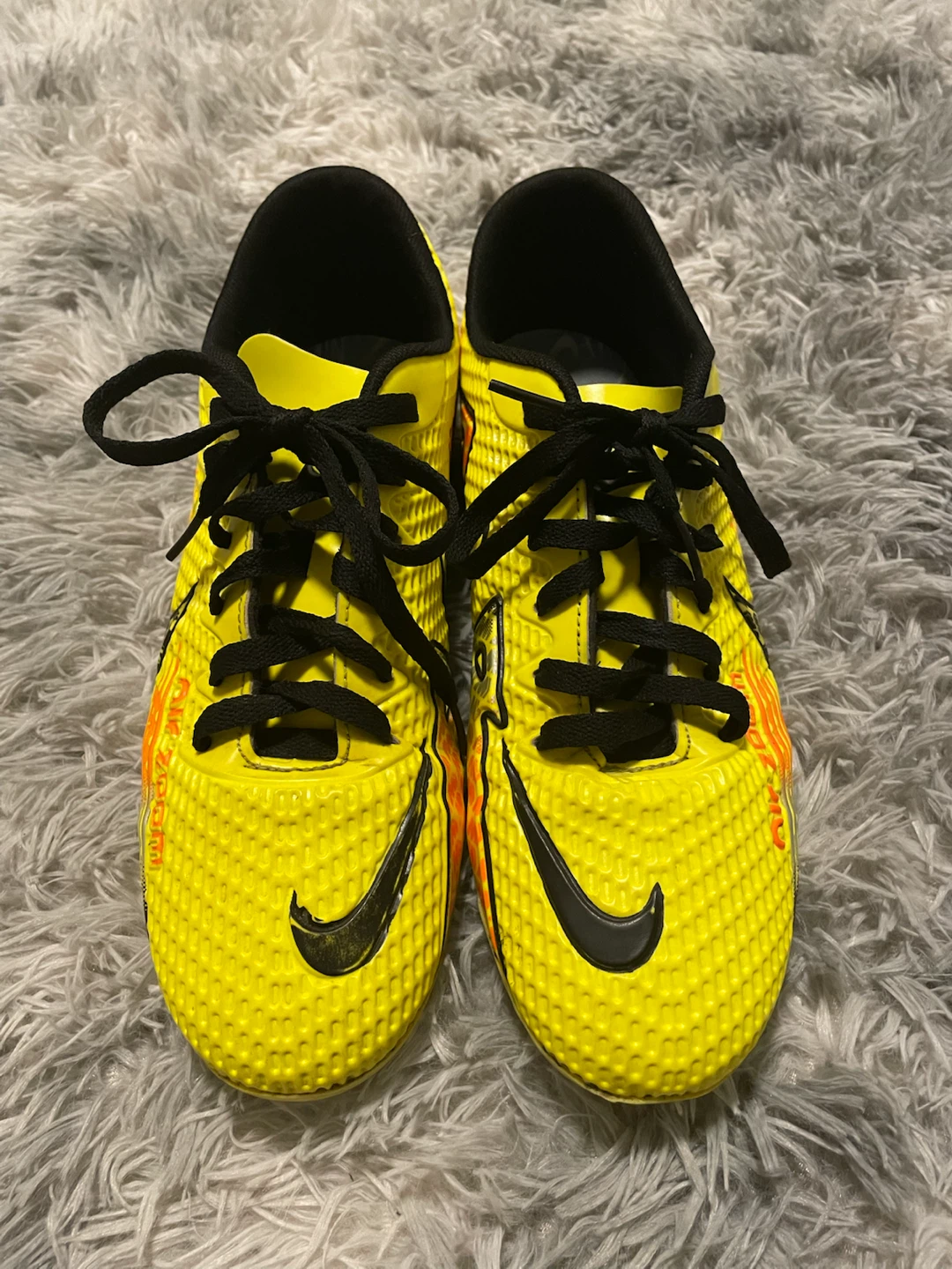 Nike Mercurial Vapor 15 Academy Soccer Cleats