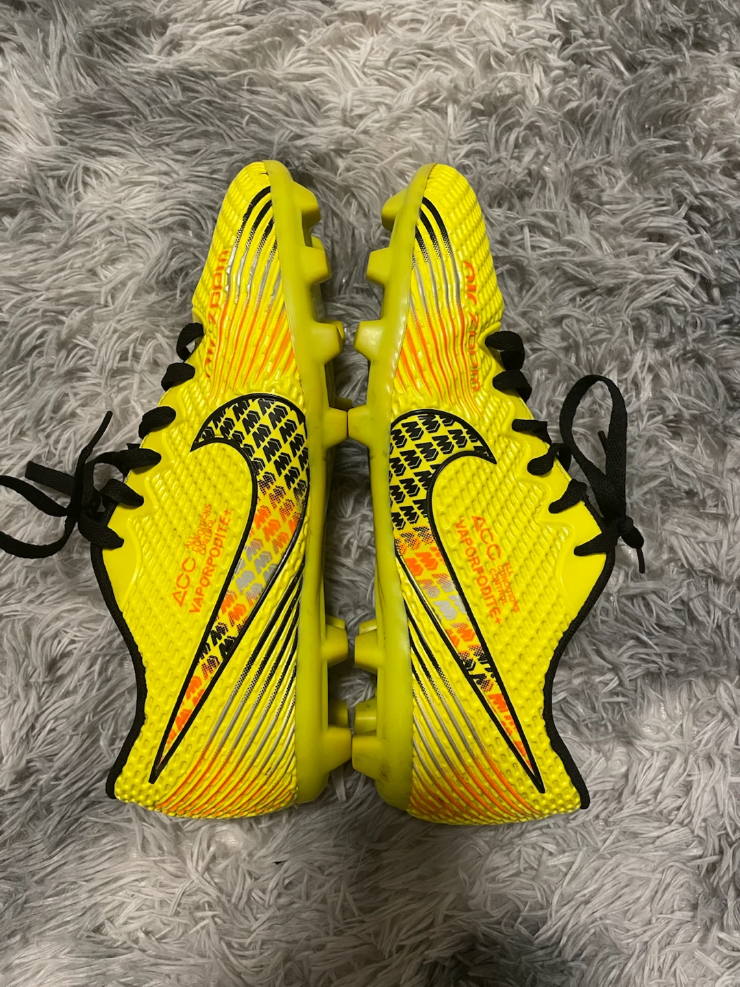 Nike Mercurial Vapor 15 Academy Soccer Cleats - photo 4