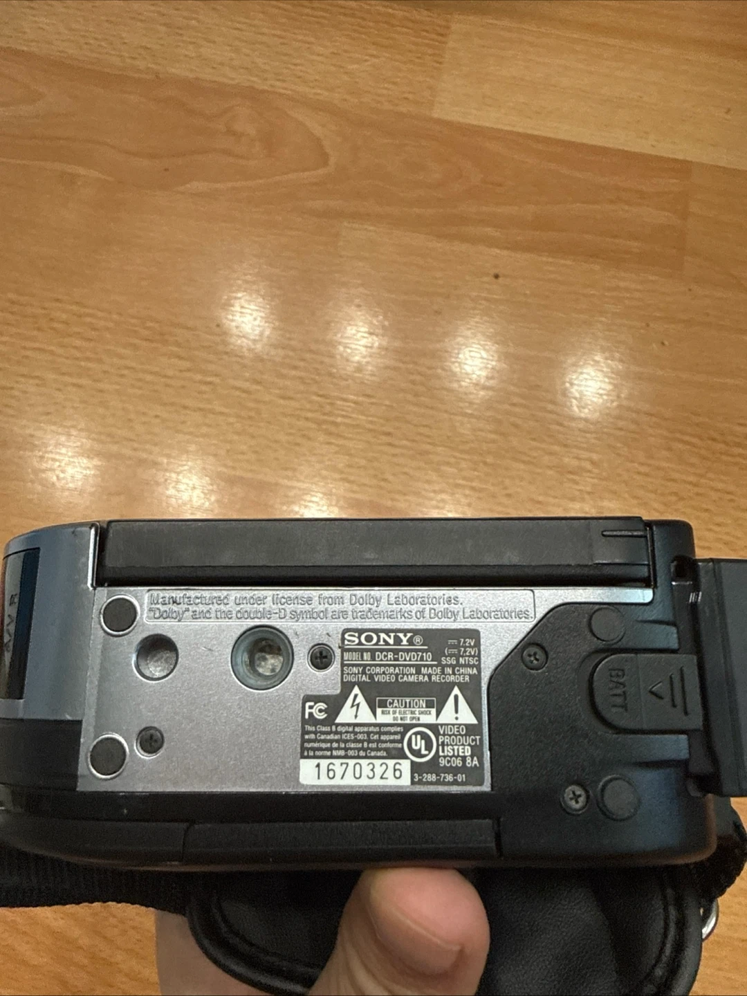 Sony Handycam DCR-DVD710 Camcorder - photo 3