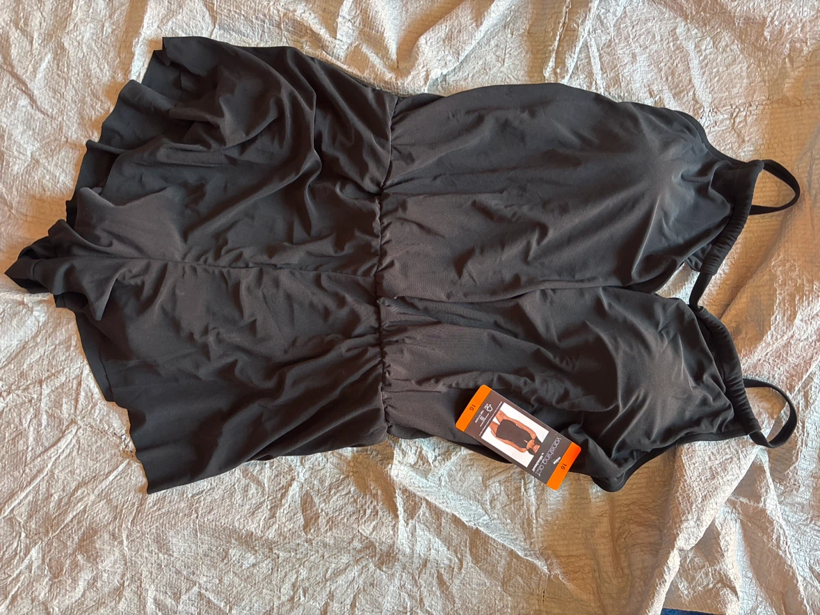 Miraclesuit Vanishing Act Black Romper Size 16