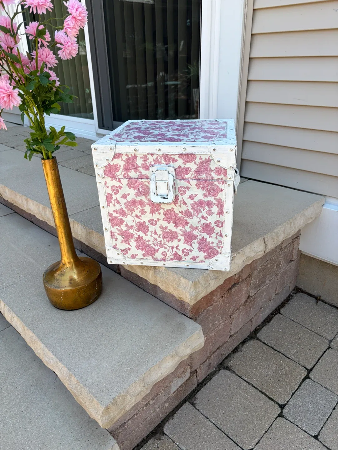 SUPER  CUTE SHABBY CHIC STORAGE BOX