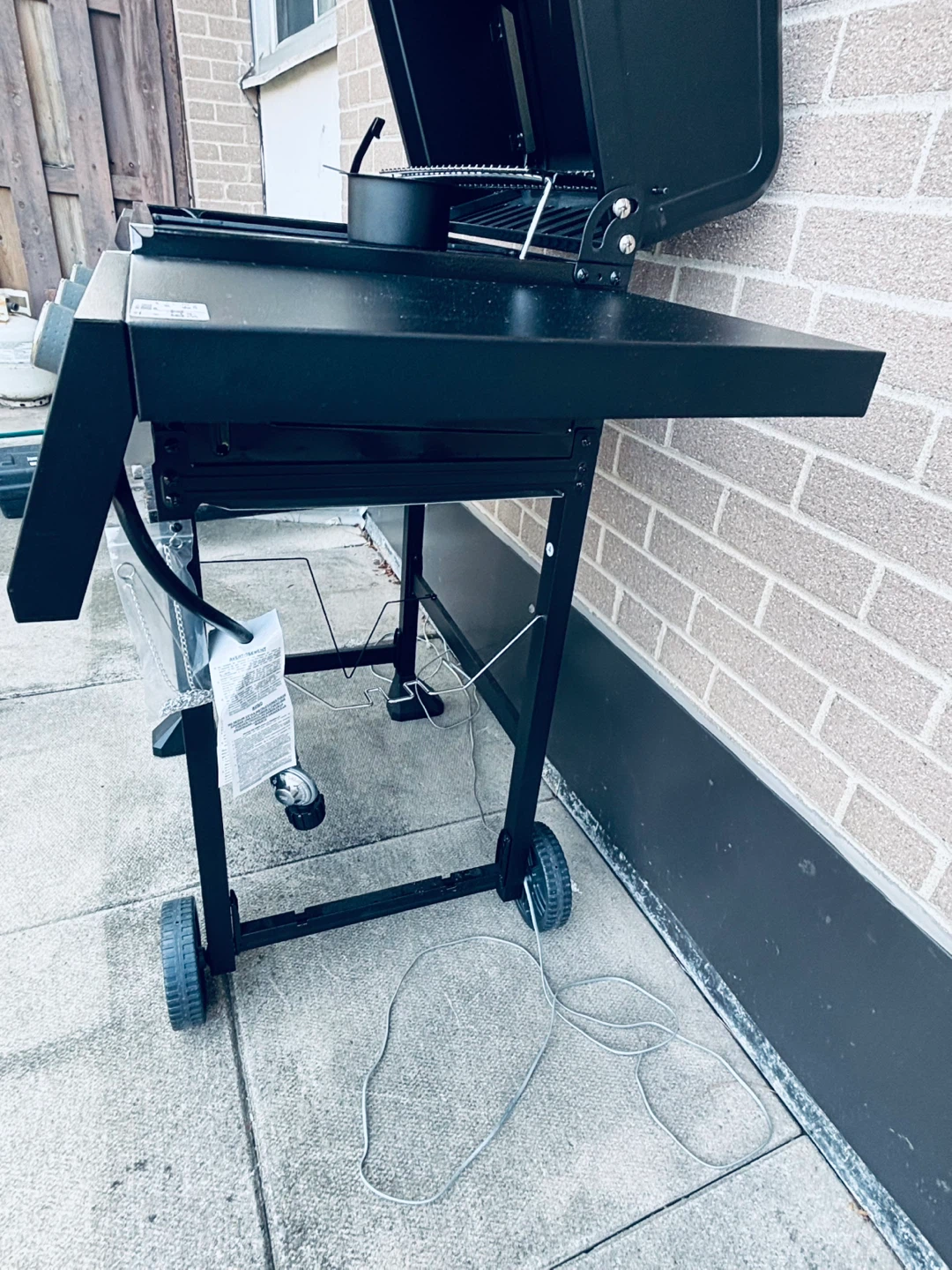 Backyard BBQ GRILL - photo 3