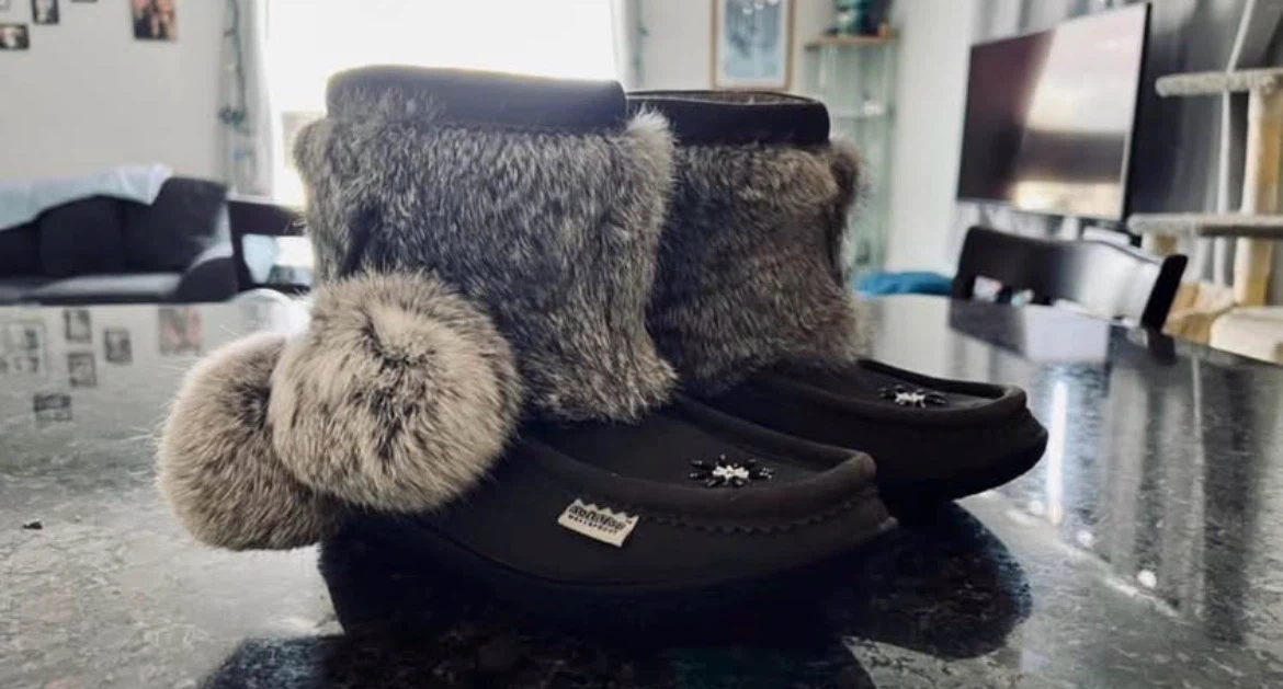 SoftMoc Winter Moccasin Boots, Size 9